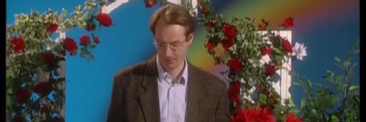 Aufnahmen eines alten Films, der einen Moderator Schauspieler im Theater zeigt