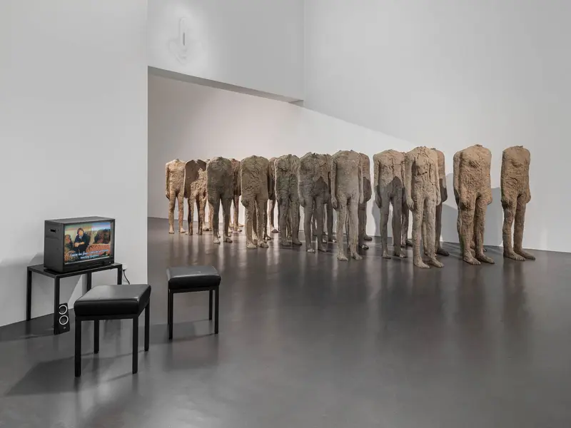 Ausstellungsansicht CZAS NASZ — UNSERE ZEIT — OUR TIME